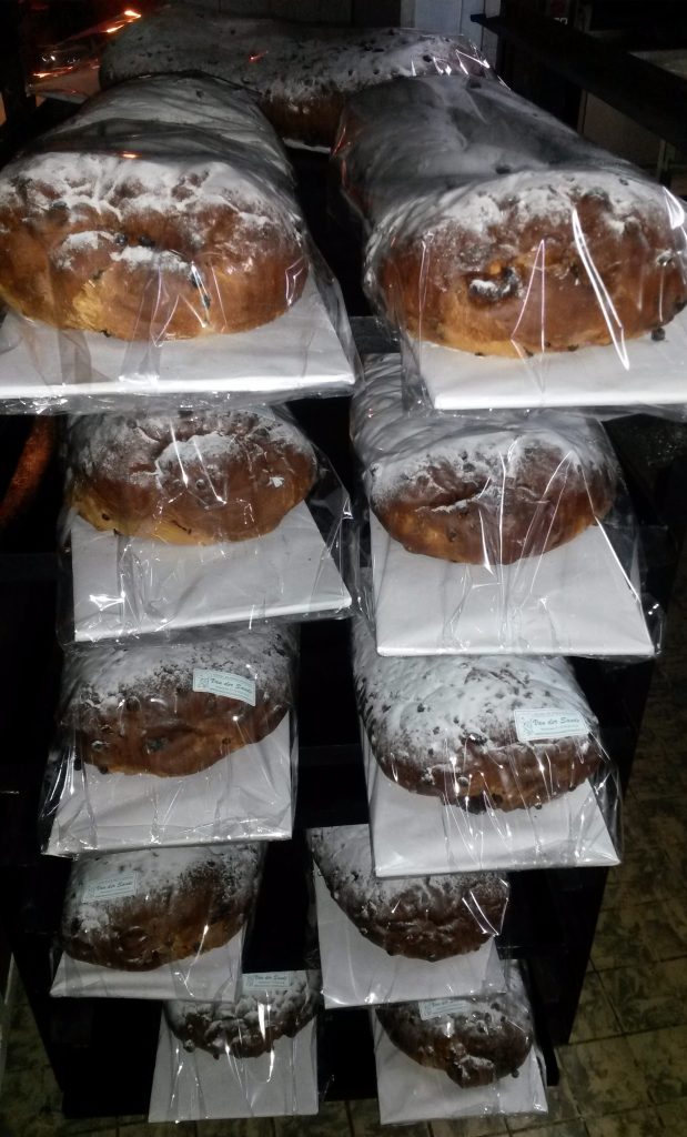 dubbelgrote-kerststollen-bestellen-bezorgen